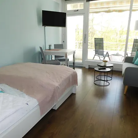 Apartment Strandnahes Ostseescholle Mit Balkon , Parkplatz *