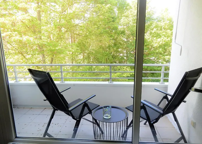 Appartement Strandnahes Ostseescholle Mit Balkon , Parkplatz